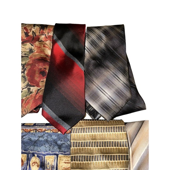 Van Heusen Tie Lot of 8, 100% silk - Picture 4 of 5